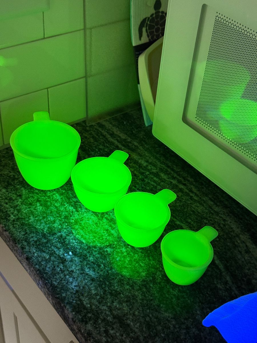 Vintage Jadeite Jeannette Measuring Cups, UV Reactive Uranium Glass