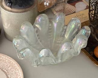 Iridescent Shell Bowl, UV reactive