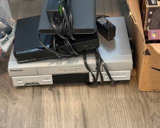 DVD player and VHS player