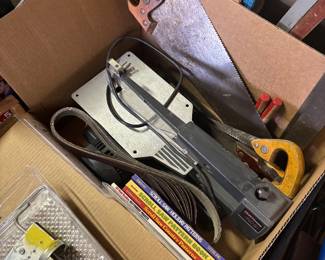 Craftsman Scroll Saw with Manuals