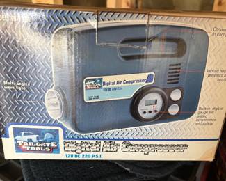 Tailgate tools digital air compressor 12v DC 220 PSI