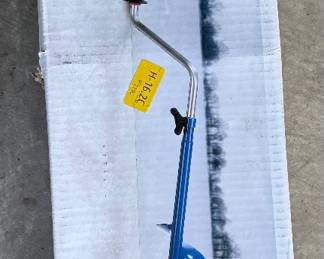 Strike Master Mora Hand ice augers