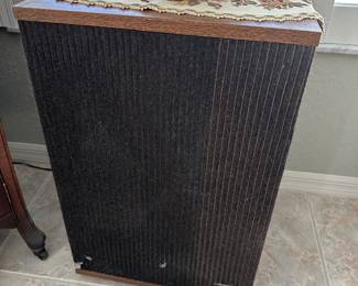 Bose Floor Speaker Set