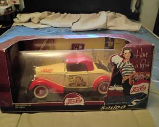 Vintage Pepsi cast iron car