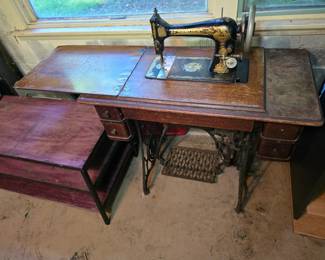 Singer Treadle Sewing Machine