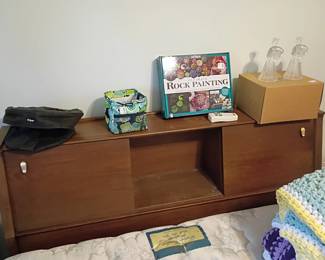 DREXEL Profile (4 pieces) Dresser-vanity dresser w/mirror & bookcase headboard