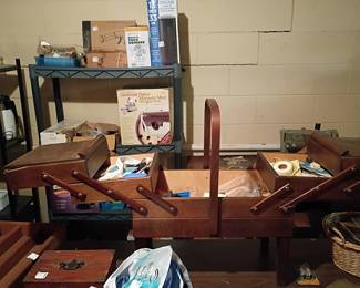 Vintage Sewing basket & contents