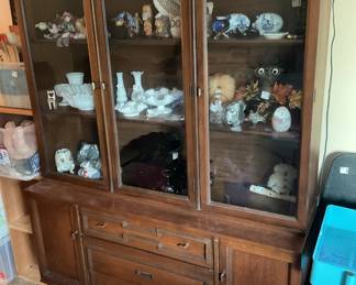 Bassett Display Hutch