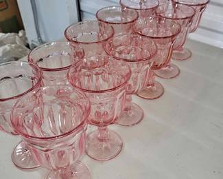 Anchor Hocking set of 12 pink wine glasses