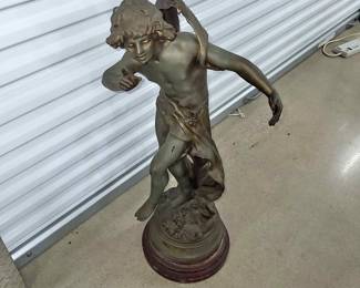 BRONZE. ART NOUVEAU STATUE