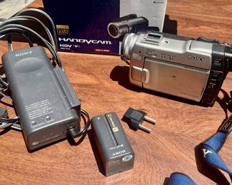 Sony HDR-HC7 HDV 1080i Handicap camcorder kit complete
