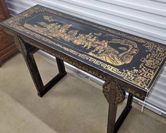 ANTIQUE BLACK IN GOLD CHINOISERIE