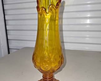 Amber swung vase