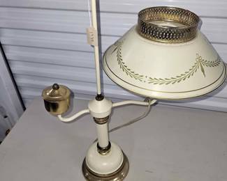 Tole desk white lamp