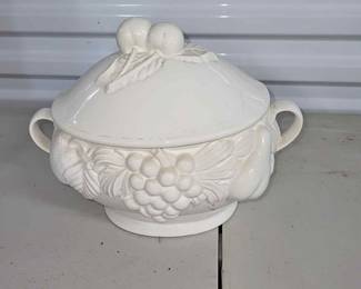 White soup tureen