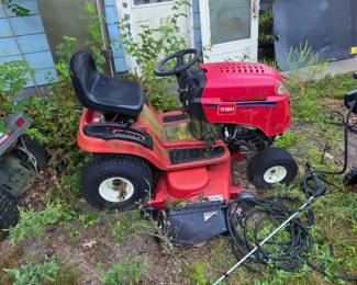 Toro Lawn Tractor