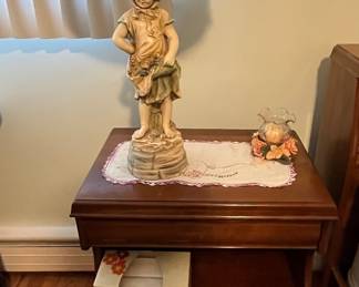 KLING night stand