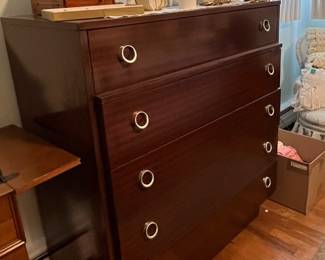 MCM dresser