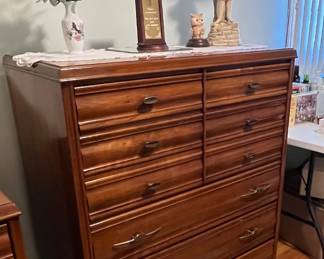 KLING cherry dresser