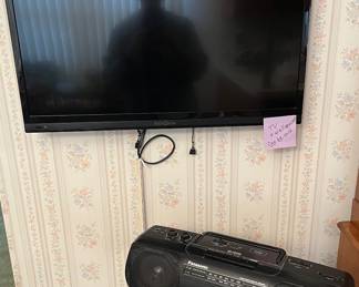 23” smart TV