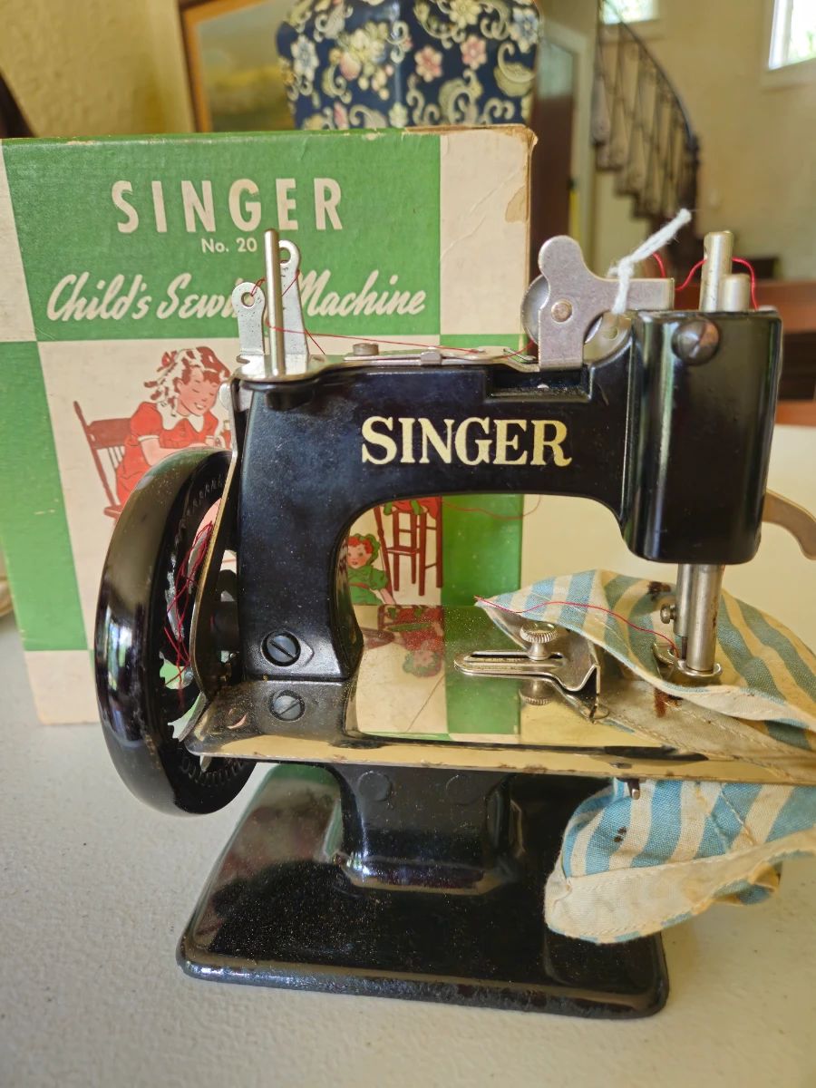Child's sewing machine.