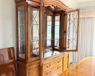 Thomasville China Hutch
