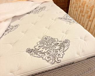 Queen Size Nearly New Mattress