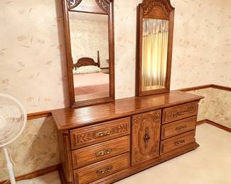 Sumter Dresser with Dual Mirrors