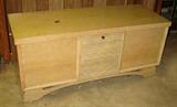 Blanket chest