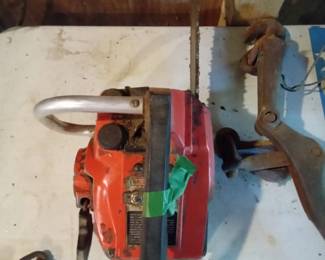 working chain saw
