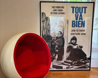 Eero Aarnio style Ball Chair and French Movie " Tout va Bien" with Jane Fonda 1970s