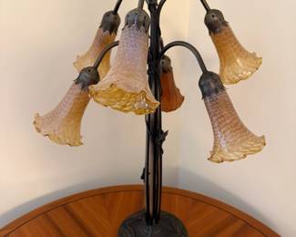 Dale Tiffany Tulip Lamp