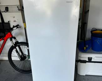 Insignia Freezer 