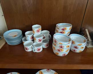 White Floral Dinnerware set 