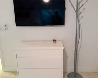 Eurostyle Maybelle Coat Rack