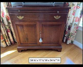 Suters Handcrafted Chippendale Storage Press