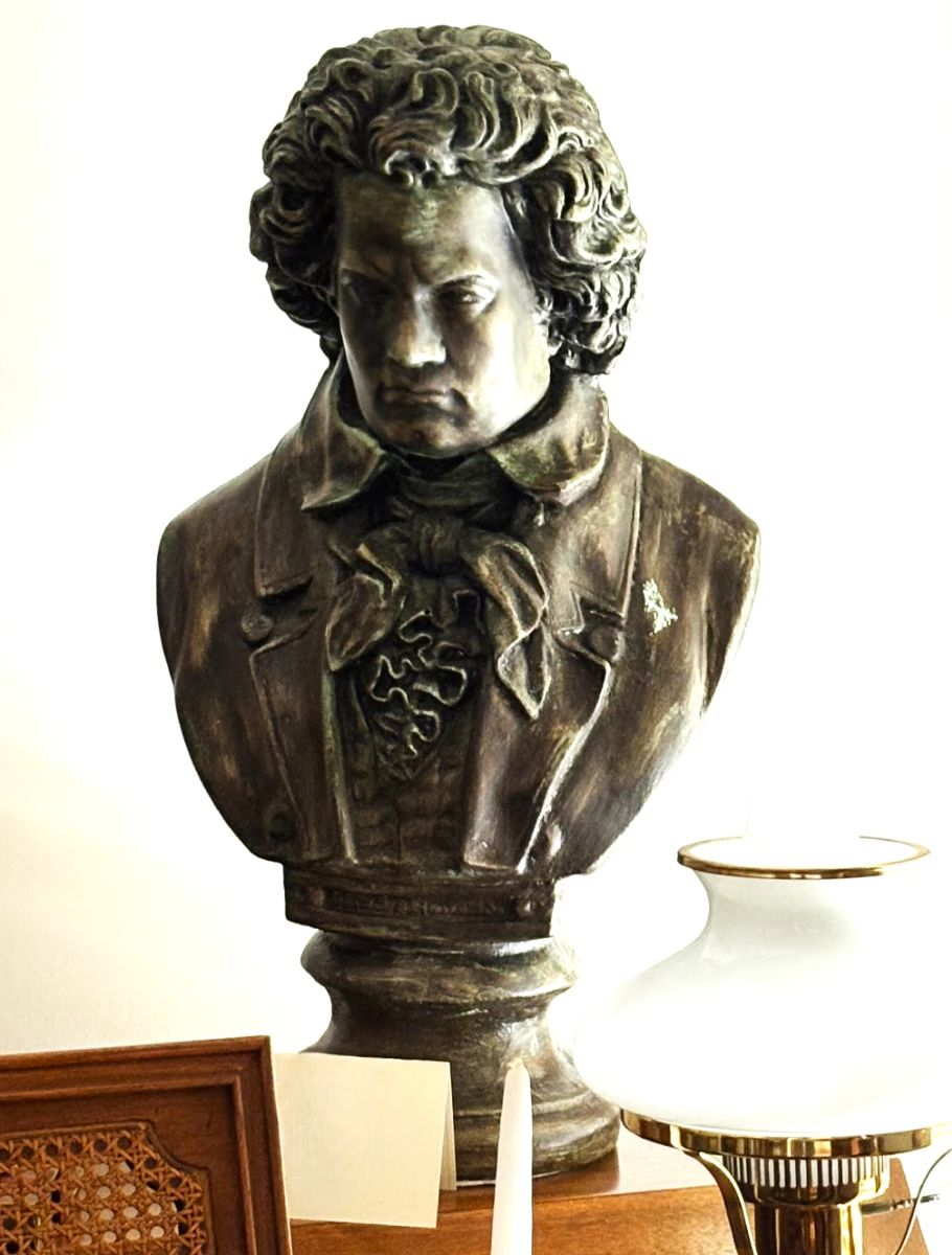 Beethoven bust