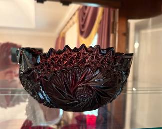 L E Smith Glass Co amethyst cut crystal bowl