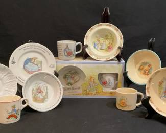 WedgwoodPeter Rabbit and Bunnykins