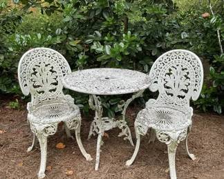 02 BISTRO PATIO SET