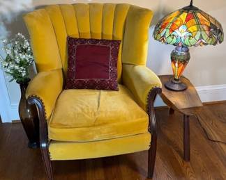 Yellow Chair With Burgundy Pillow , Solid Wood Side Table Vintage Tiffany Style Lamp Tall Red Base