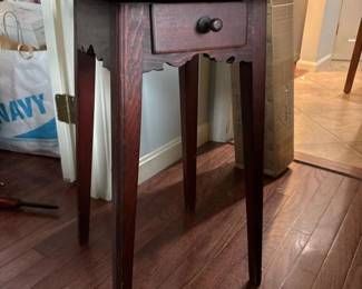018 vintagewoodensidetablewithdrawer