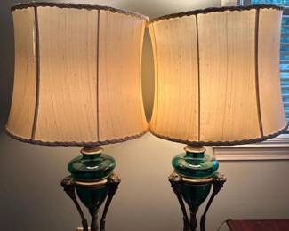 354 pairgreenglassandmetaltablelamps