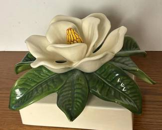 247 ceramicmagnoliaflowerfigurine
