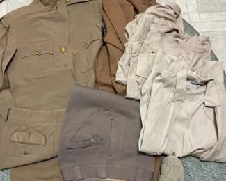 071 wwiiusarmyuniformlot