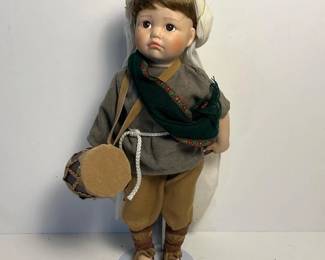 317 animatedporcelaindrummerboydollwith