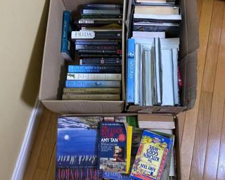 238 assortedbooksfictionartreference