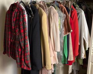 257 lotofwomensclothingjacketsskirtss
