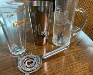 124 vintagebartendermixingglasssetglass