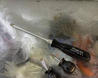 052 threesnaponscrewdrivers